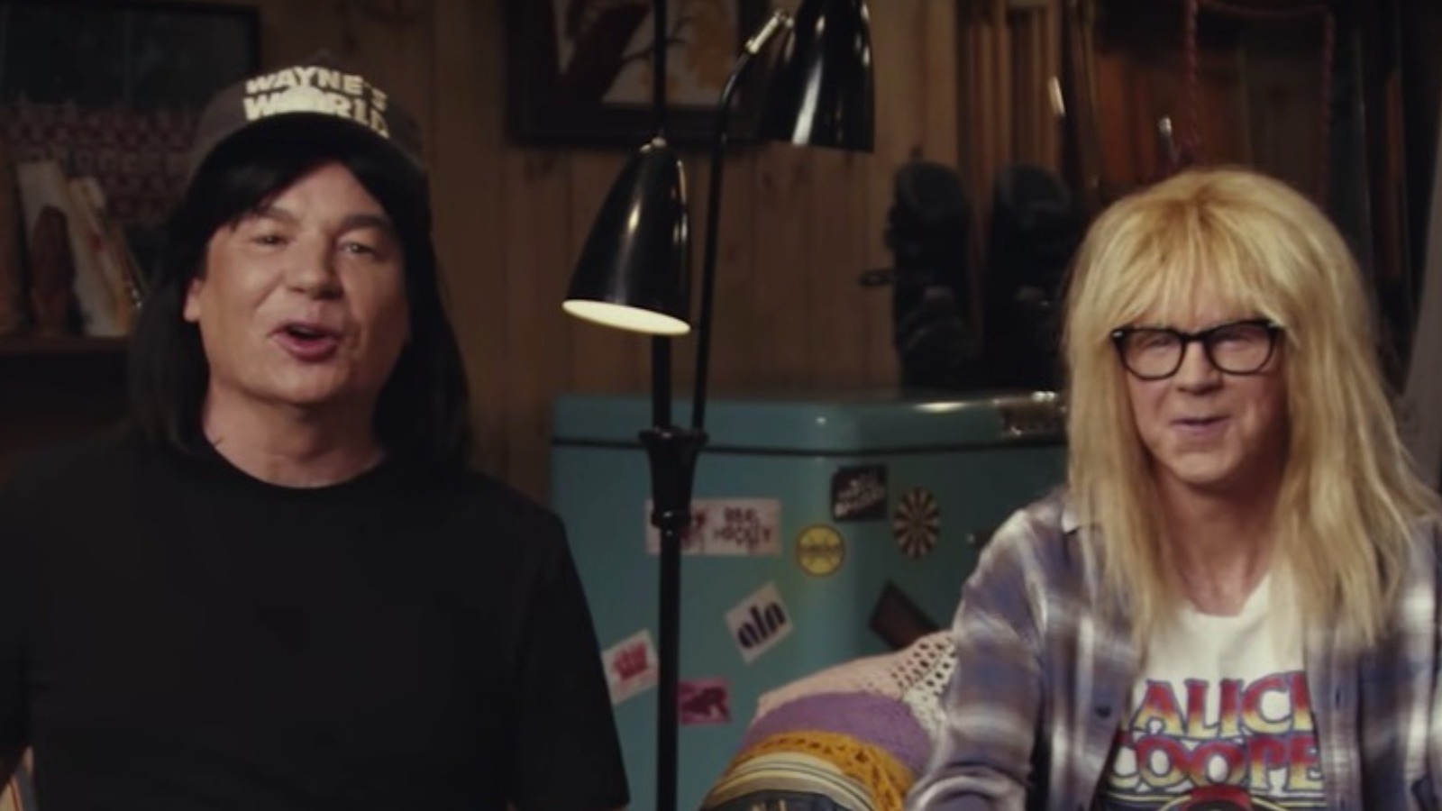 Uber Eats Wayne S World Commercial Had An Unexpected Guest Star