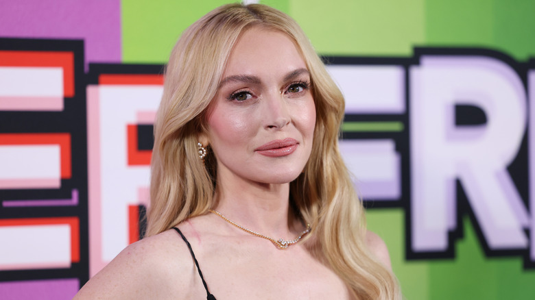 Lindsay Lohan with blond hair at the 