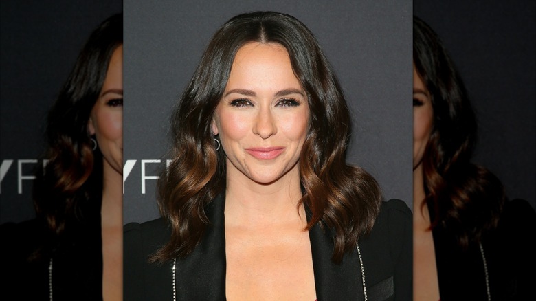 Jennifer Love Hewitt smiling at Paleyfest LA
