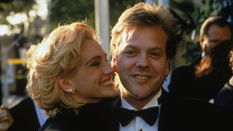 Julia Roberts with then-fiance Kiefer Sutherland