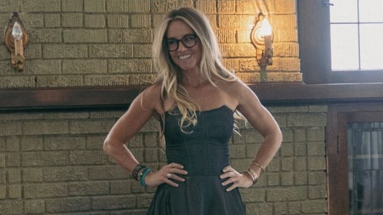 Nicole Curtis posing for Instagram selfie