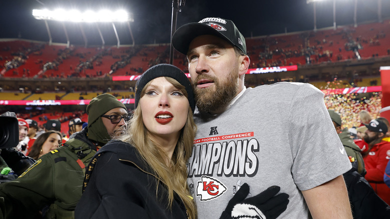 Taylor Swift and fiancé Travis Kelce