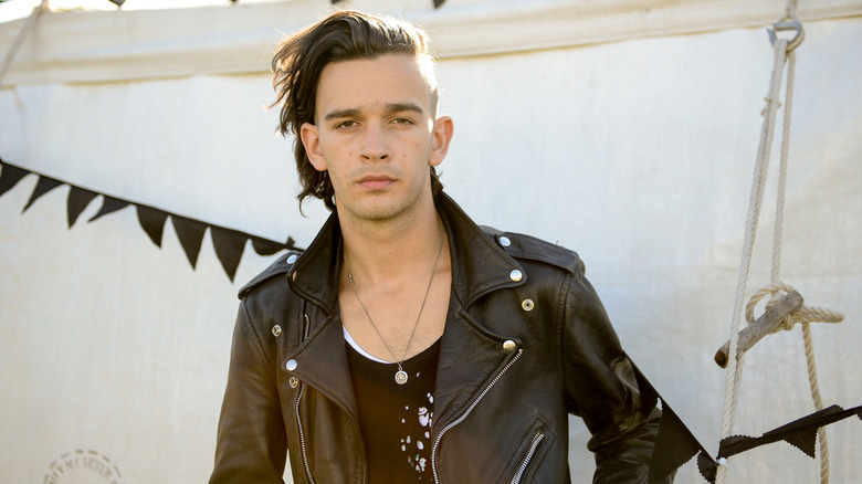 Matt Healy posing