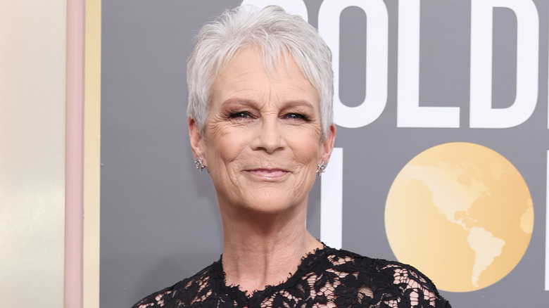 Jamie Lee Curtis smiling at 2023 Golden Globes