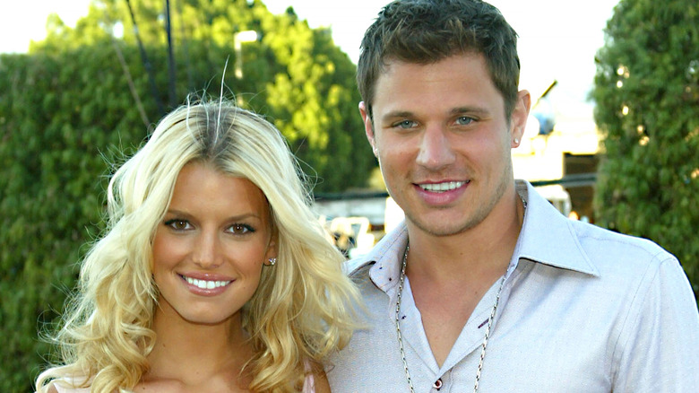 Jennifer Simpson and Nick Lachey smiling