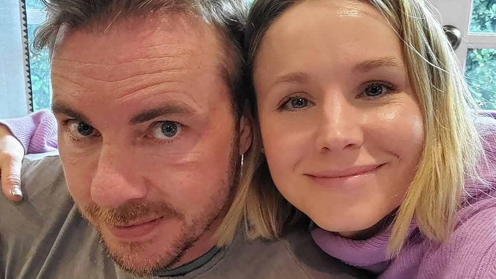 Kristen Bell and Dax Shepard taking a selfie