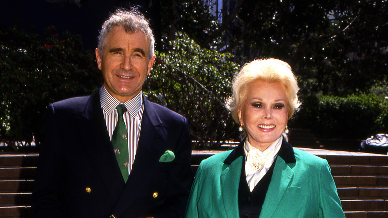 Zsa Zsa Gabor and Frédéric Prinz von Anhalt smile 