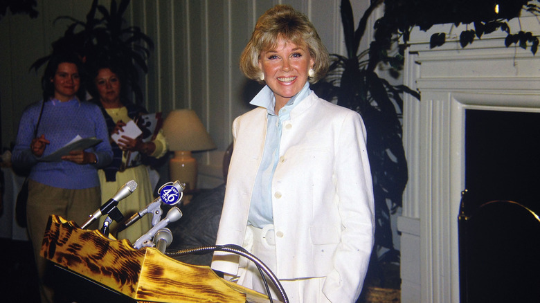 Doris Day making a speech in 1985.