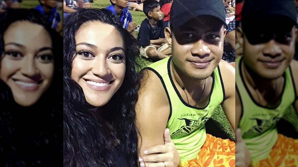 Asuelu and Kalani appear in selfie 