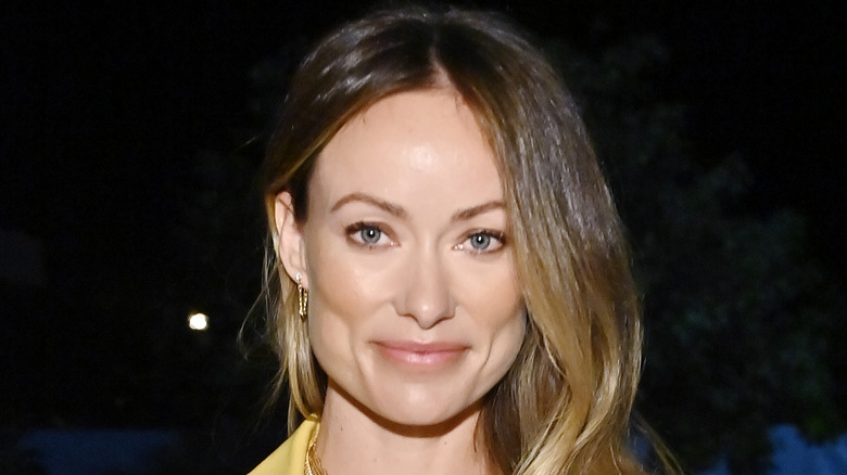 Olivia Wilde posing at an event