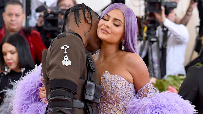 Kylie Jenner and Travis Scott romantic on the red carpet