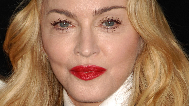 Madonna red lipstick on red carpet