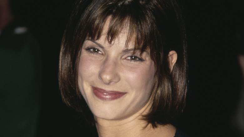 Sandra Bullock short hair bob pink lips