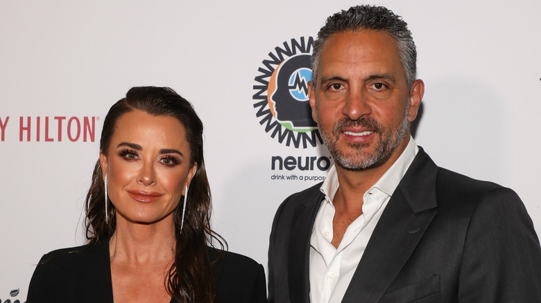 Kyle Richards and Maurcio Umansky smiling