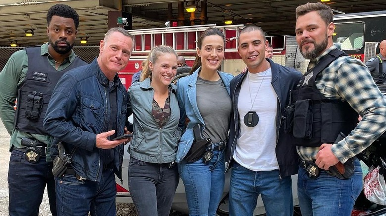 Chicago P.D. cast posing