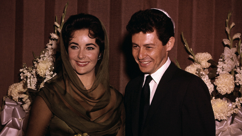 Elizabeth Taylor Eddie Fisher wedding photo