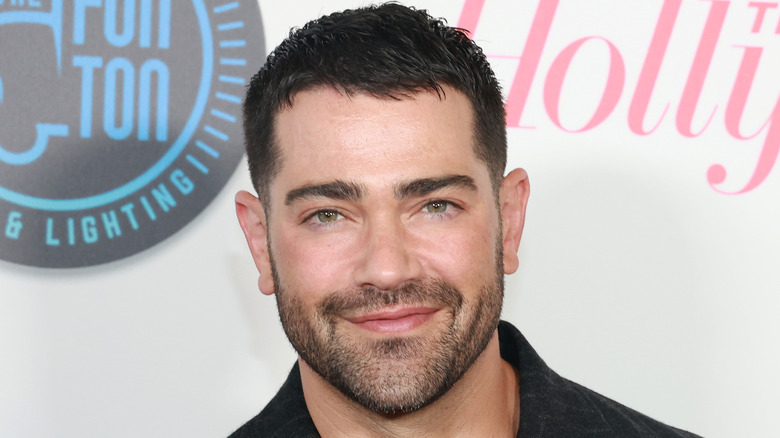 Jesse Metcalfe on red carpet