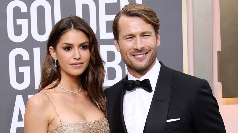 Gigi Paris, Glen Powell posing