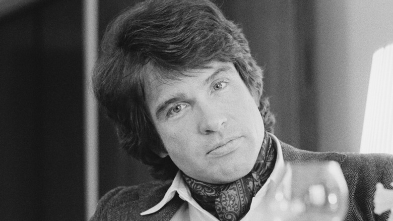 portrait of Warren Beatty in 1975