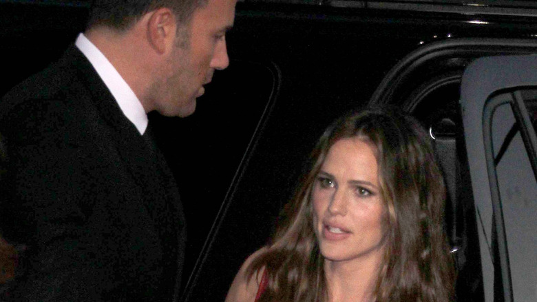 Jennifer Garner and Ben Affleck serious