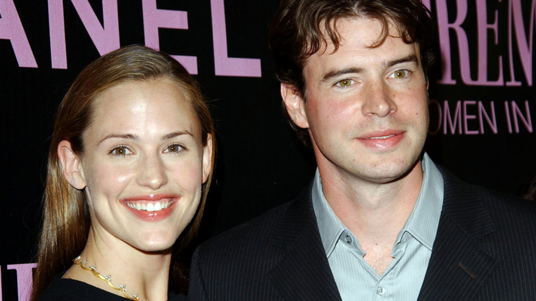 Jennifer Garner and Scott Foley smiling at event