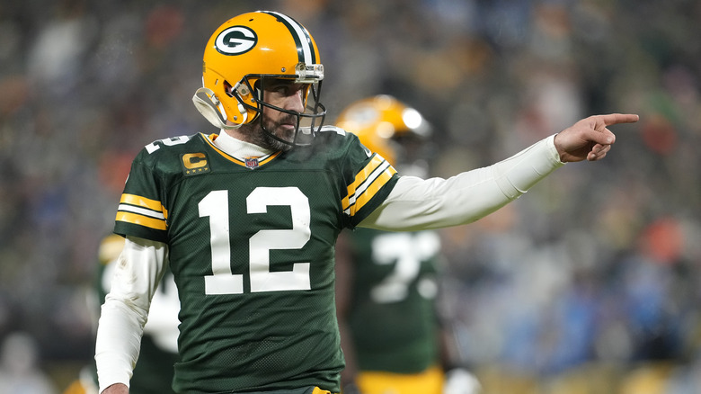Aaron Rodgers pointing with finger
