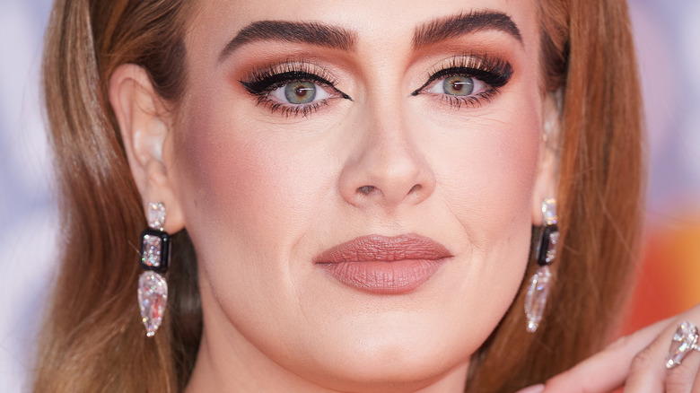 Adele gazing in front