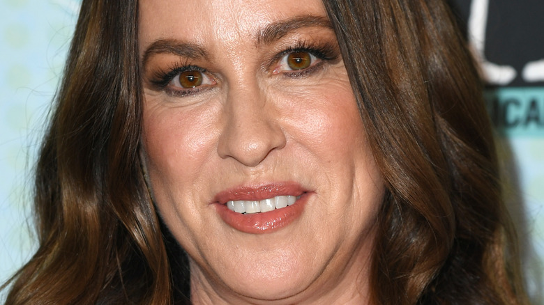 Alanis Morissette smiling