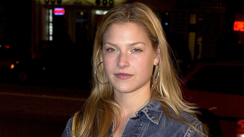 Ali Larter at E! Online's "Sizzlin'' Sixteen 2001" Party