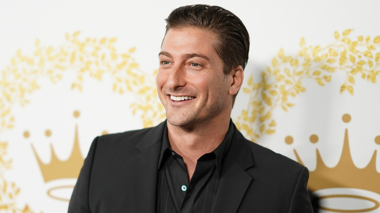 Daniel Lissing black suit