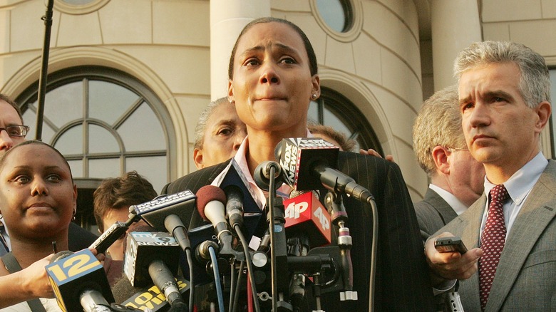 Marion Jones at press conference