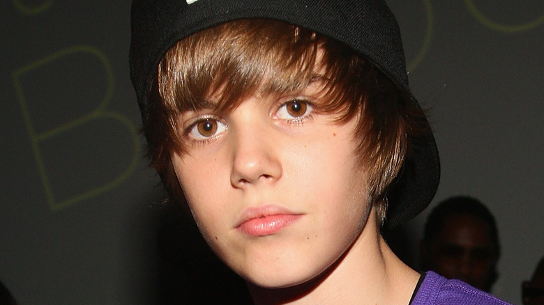 Justin Bieber posing at an event