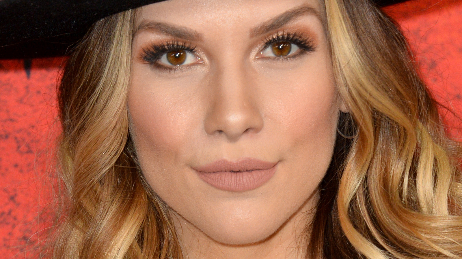 Allison Holker Delivers Emotional ‘Thank You’ To Fans Months After Stephen ‘tWitch’ Boss’ Death – Nicki Swift