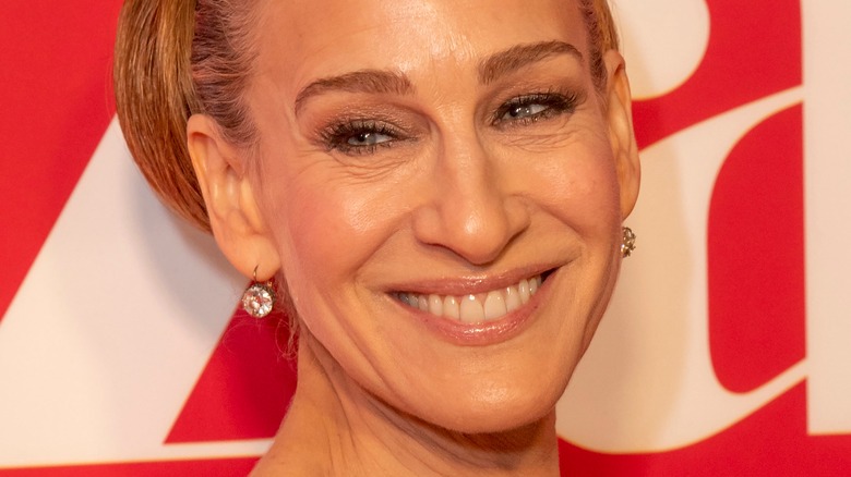 Sarah Jessica Parker smiling