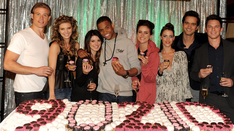 The cast of 90210