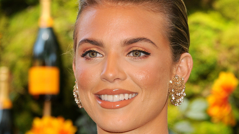 AnnaLynne McCord smiling