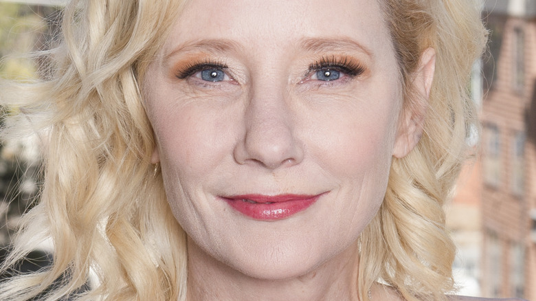 Anne Heche red carpet