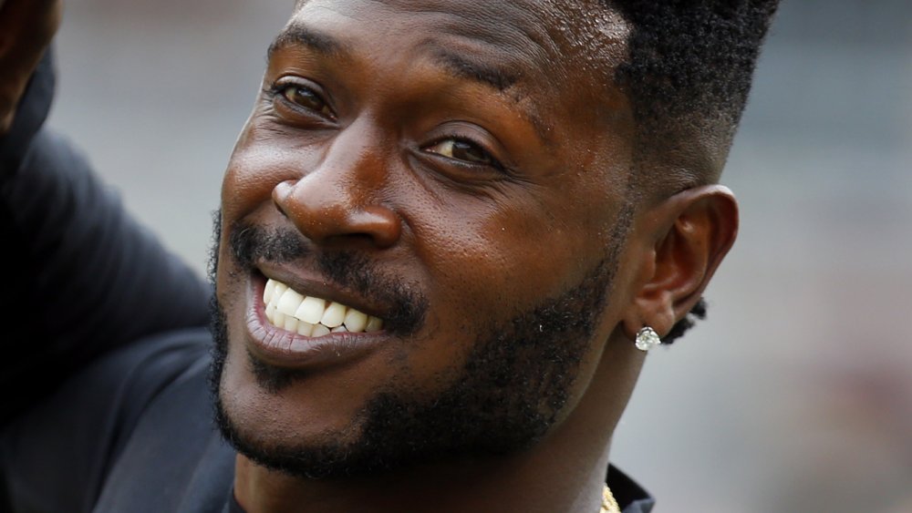 The Troubled History Of Antonio Brown - How Old Is Antonio Brown? NFL Controversy & Birthday Facts