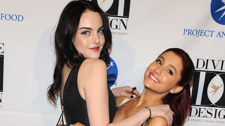 Elizabeth Gillies and Ariana Grande hugging