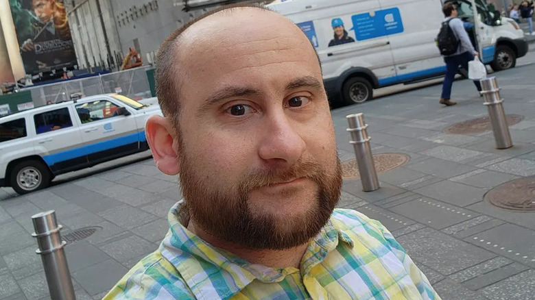 Mike Berk 90 Day Fiance plaid shirt