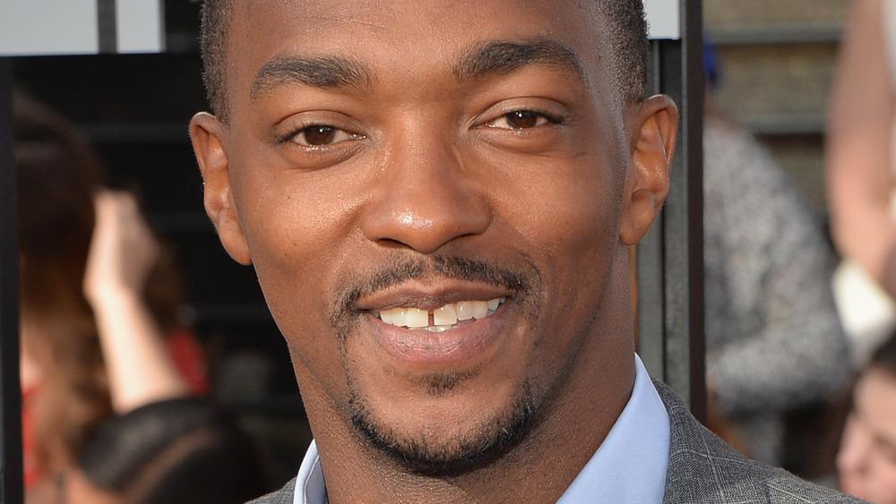 Anthony Mackie smiling 