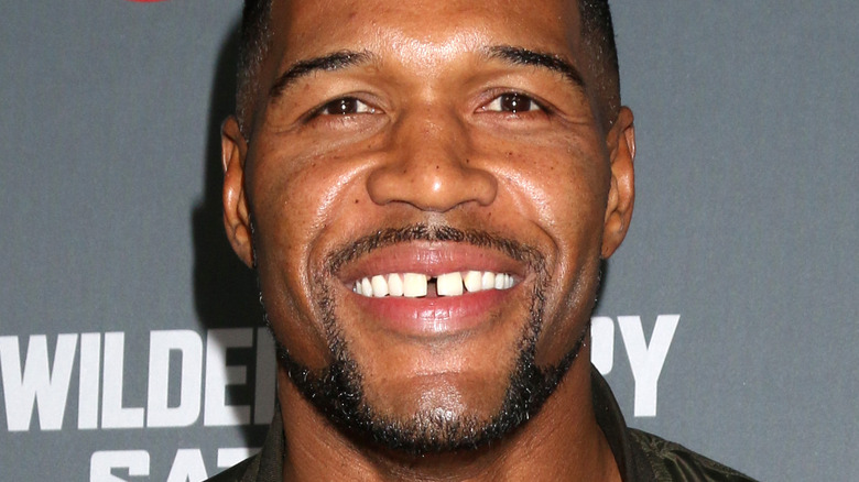 Michael Strahan smiling 