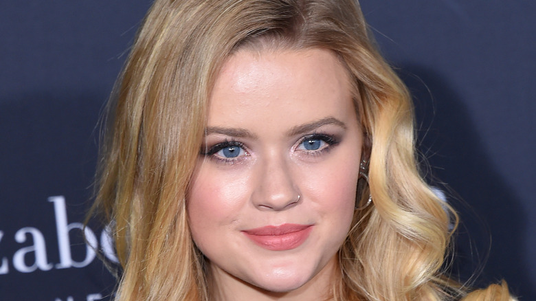 Ava Phillippe 12 Things You Didnt Know About Reese Witherspoons Daughter 