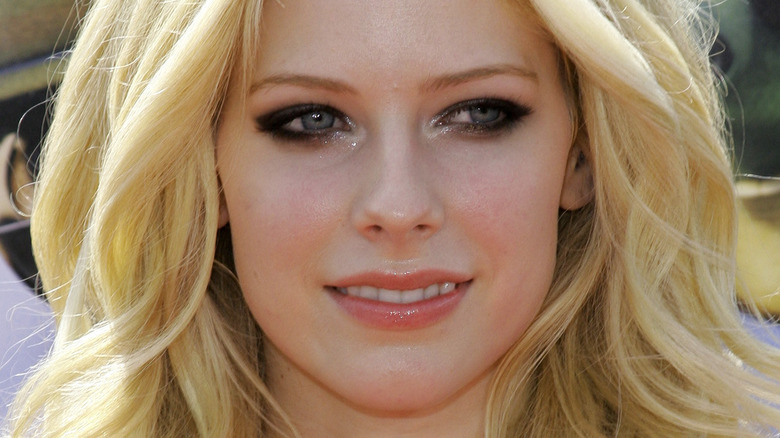 Avril Lavigne smiling