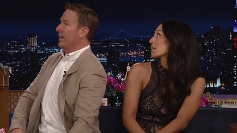 Chip and Joanna Gaines demonstrating their reaction to Taylor Swift greeting them on "The Tonight Show Starring Jimmy Fallon."