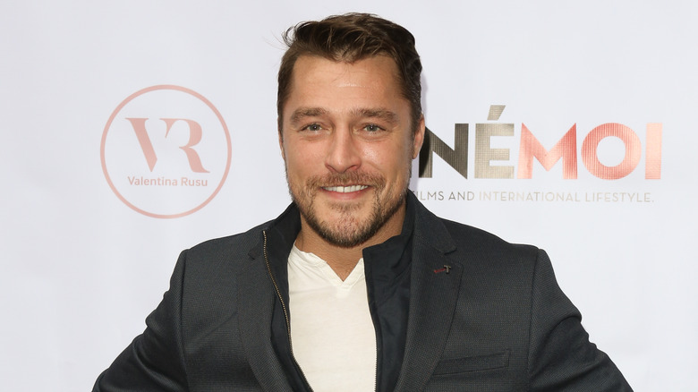 Chris Soules posing at an event