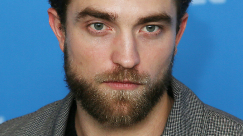 Robert Pattinson beard