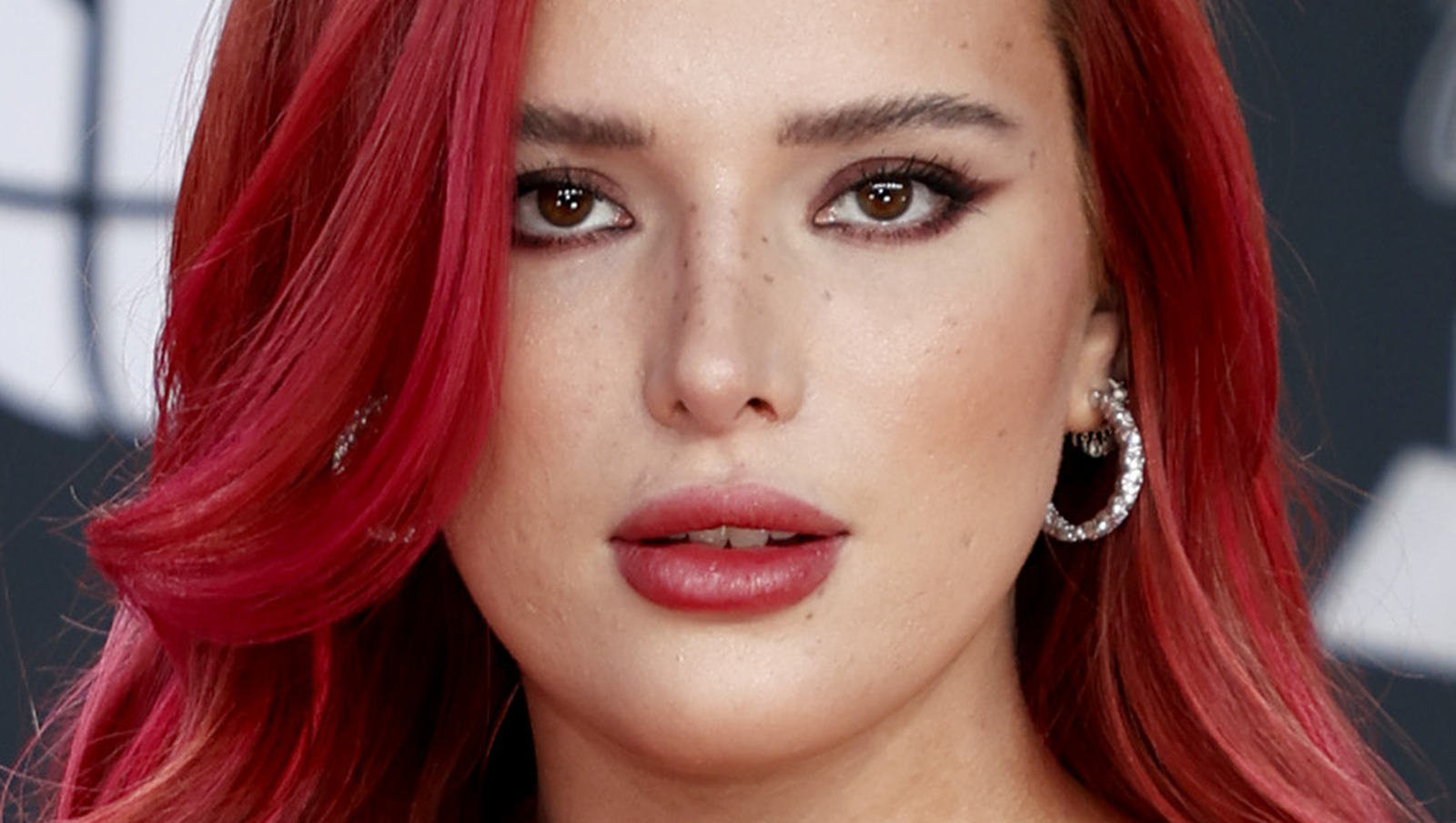 Bella Thorne Is Facing Romance Rumors With Another Famous Actor