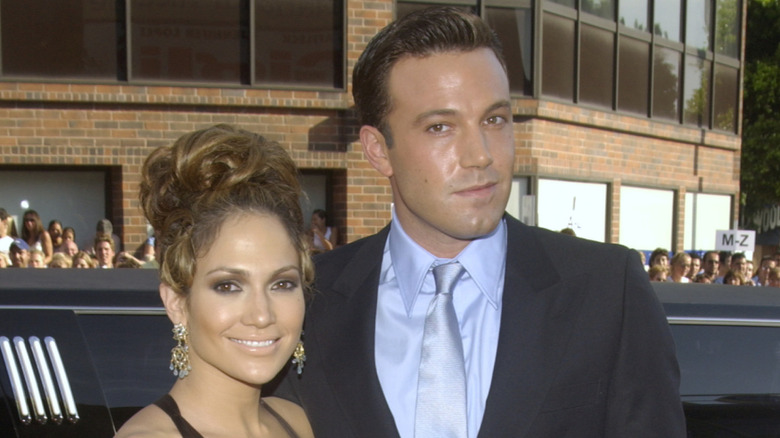 Jennifer Lopez and Ben Affleck posing