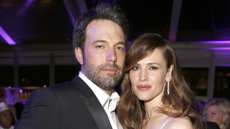 Ben Affleck and Jennifer Garner posing